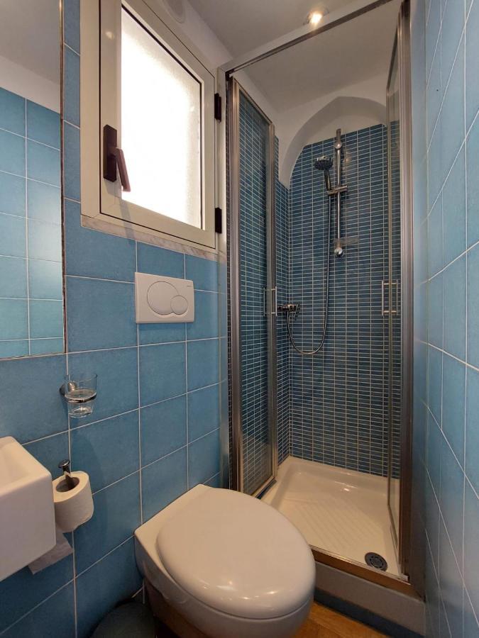 La Stanza Sul Porto Di Amalfi Camera Piccina Piccina Con Bagno Privato E Terrazzino Vista Mare Exterior foto