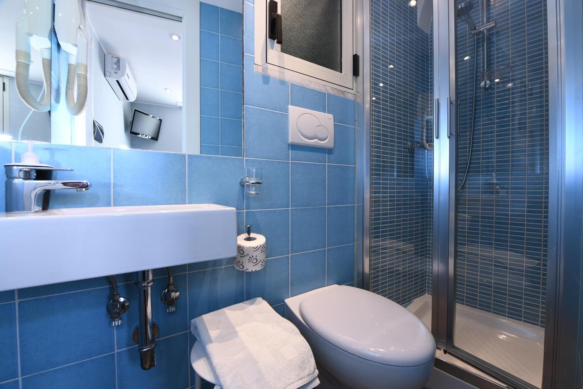 La Stanza Sul Porto Di Amalfi Camera Piccina Piccina Con Bagno Privato E Terrazzino Vista Mare Exterior foto